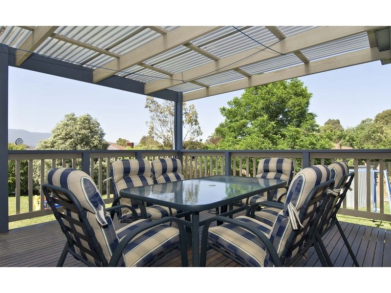 8 Milgate Court, Mooroolbark VIC 3138