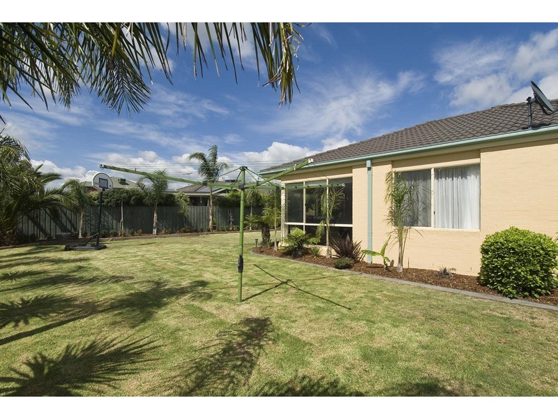 73 Nimblefoot Way, Lilydale VIC 3140