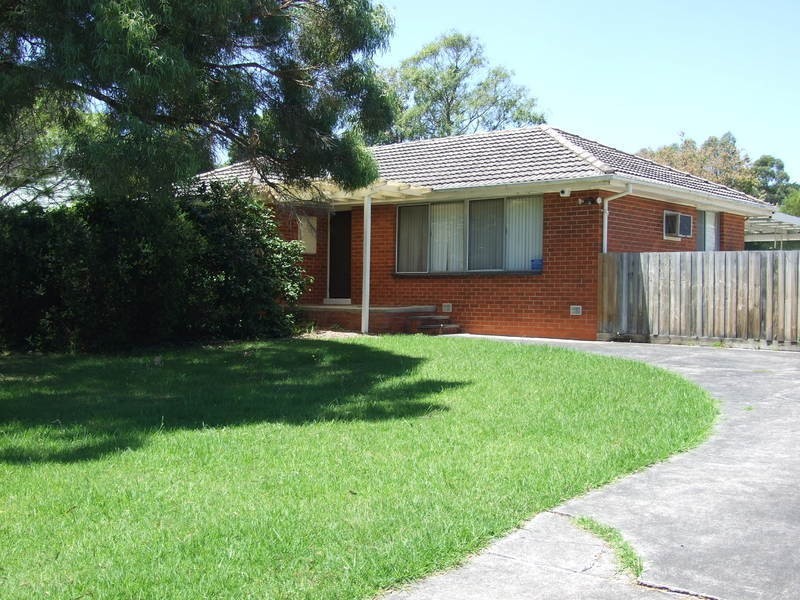 35 Croydondale Drive, Mooroolbark VIC 3138