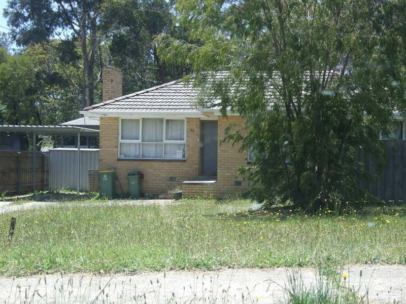 73 Dryden Concourse, Mooroolbark VIC 3138