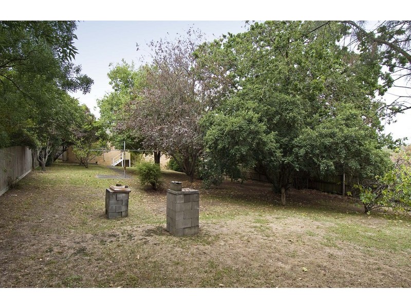 31 Sweetland Road, Mooroolbark VIC 3138