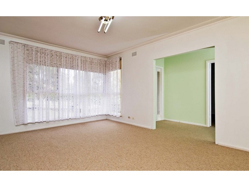 31 Sweetland Road, Mooroolbark VIC 3138