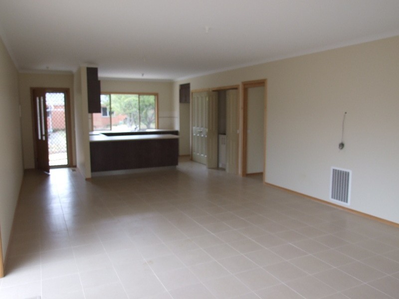 2/25 Rouke Street, Lilydale VIC 3140