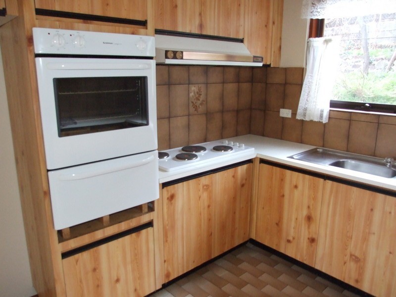 2/47 Alto Avenue, Croydon VIC 3136