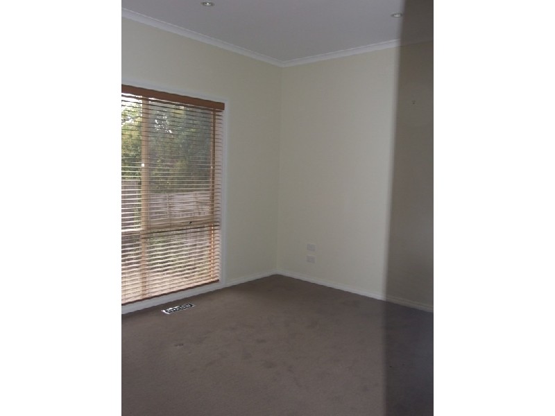 15A Sheldon Avenue, Mooroolbark VIC 3138