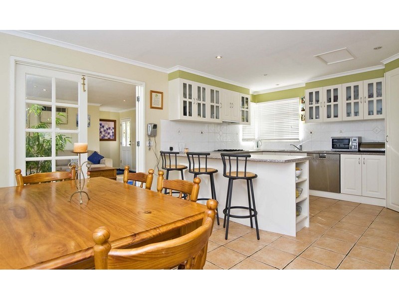 8 Wembley Close, Mooroolbark VIC 3138