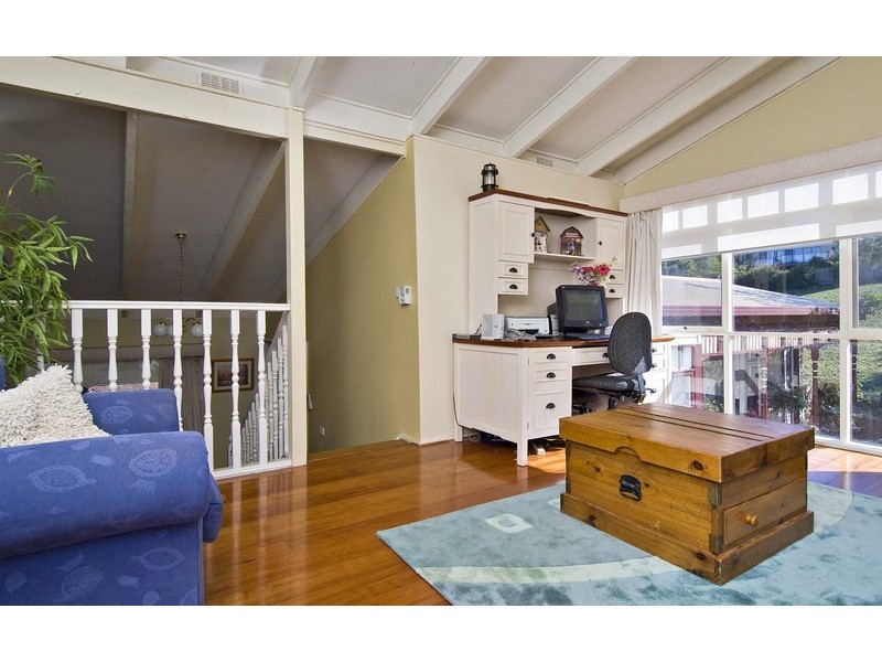 8 Wembley Close, Mooroolbark VIC 3138
