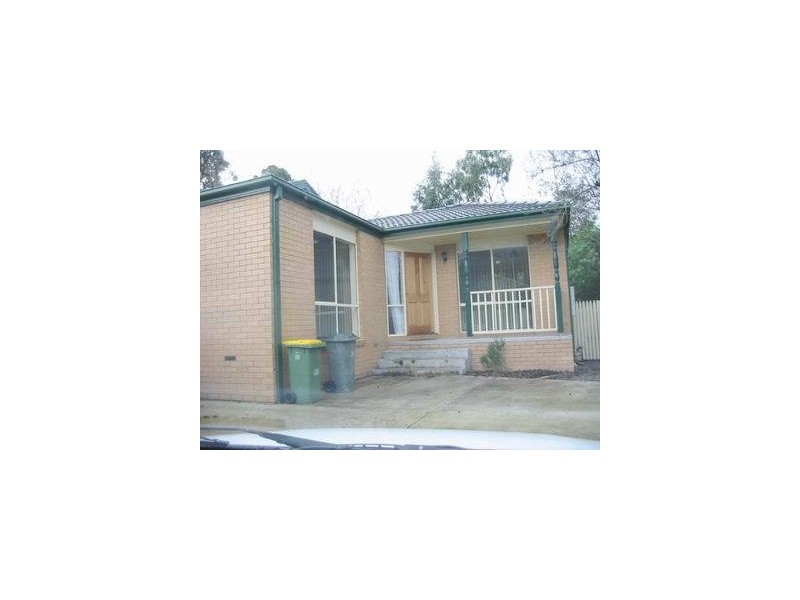 2/37 Swinburn Avenue, Mooroolbark VIC 3138