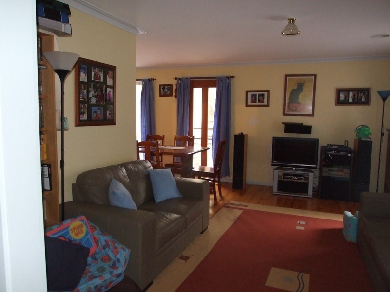 3 Churchill Drive, Mooroolbark VIC 3138