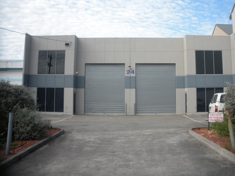 24 Lacey Street, Croydon VIC 3136