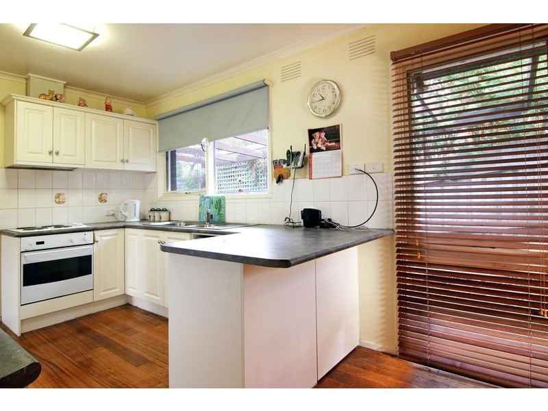 6 Alawara Drive, Mooroolbark VIC 3138