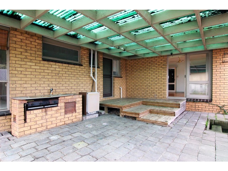 16 Falconer Road, Boronia VIC 3155