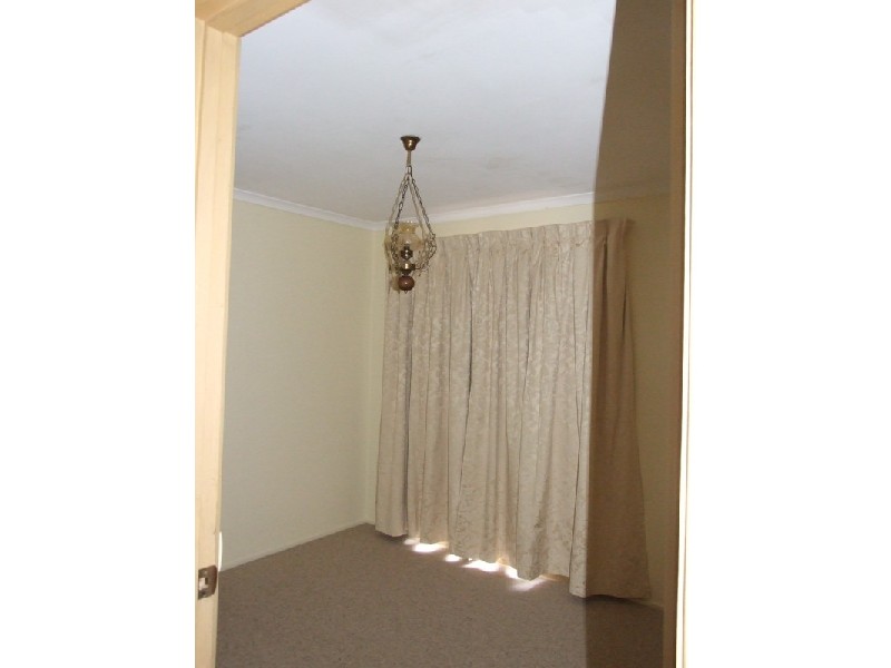13 Barker Drive, Mooroolbark VIC 3138