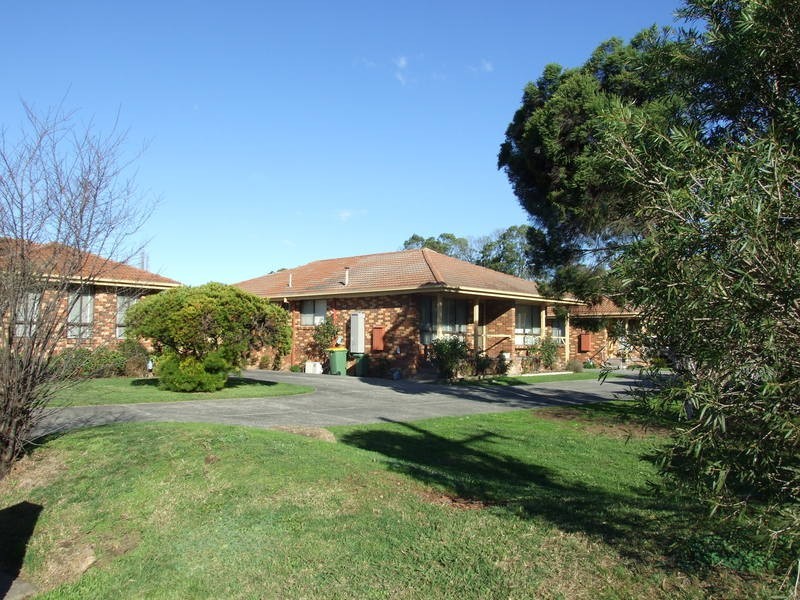 2/104 Sherlock Road, Mooroolbark VIC 3138