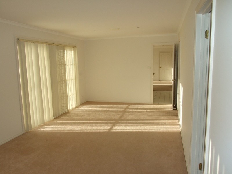 1 Kentish Place, Chirnside Park VIC 3116