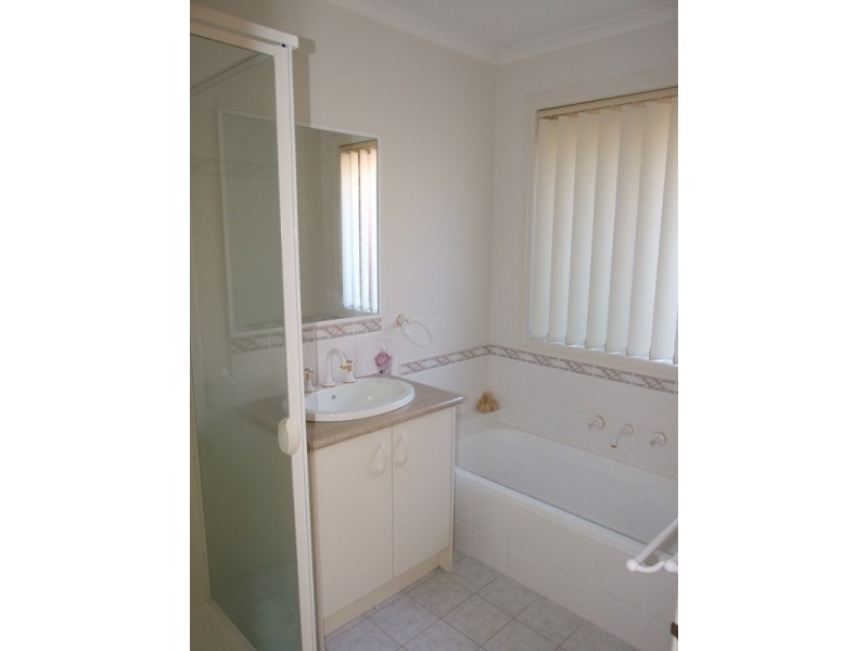 1 Kentish Place, Chirnside Park VIC 3116