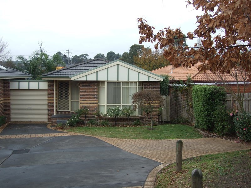 4/10 Felix Grove, Mooroolbark VIC 3138