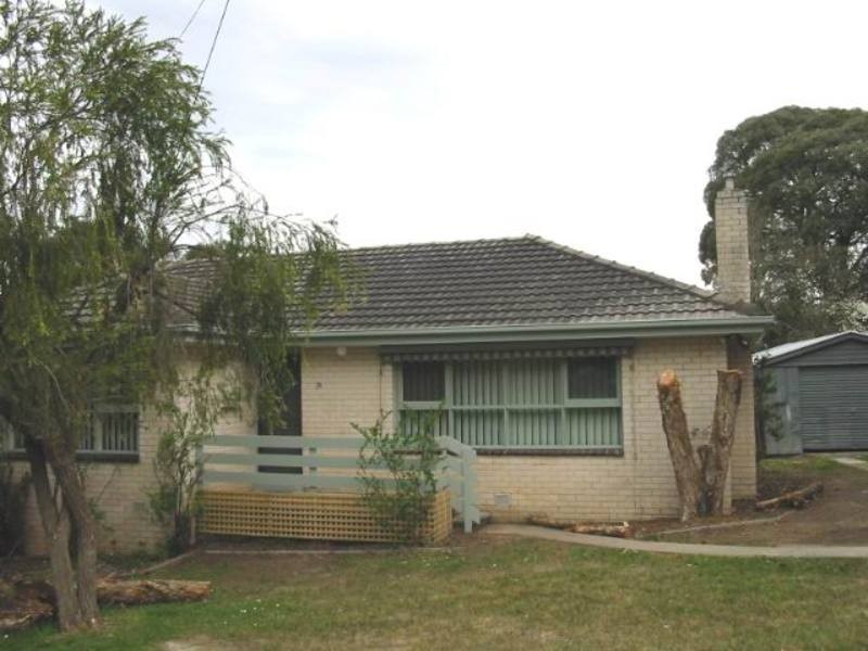 79 Dryden Concourse, Mooroolbark VIC 3138