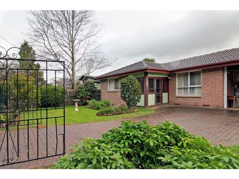 Ringwood East VIC 3135