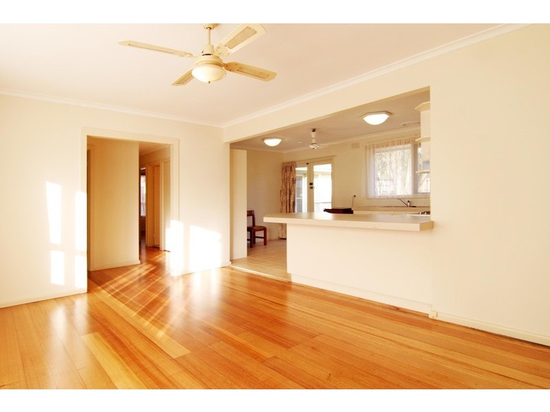 71 Hawthory Road, Mooroolbark VIC 3138