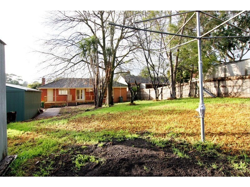 71 Hawthory Road, Mooroolbark VIC 3138