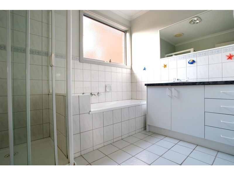 Chirnside Park VIC 3116