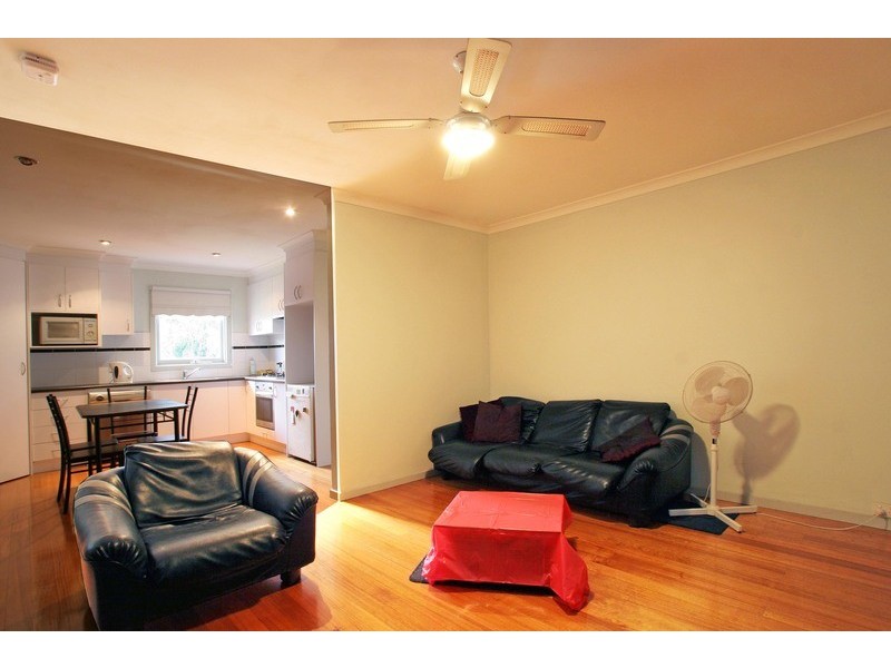 39 Aintree Street, Mooroolbark VIC 3138