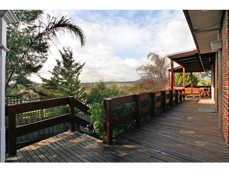 25 Lansell Road, Mooroolbark VIC 3138
