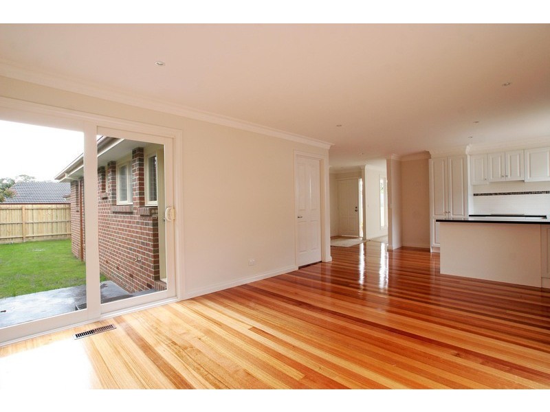 Ringwood East VIC 3135