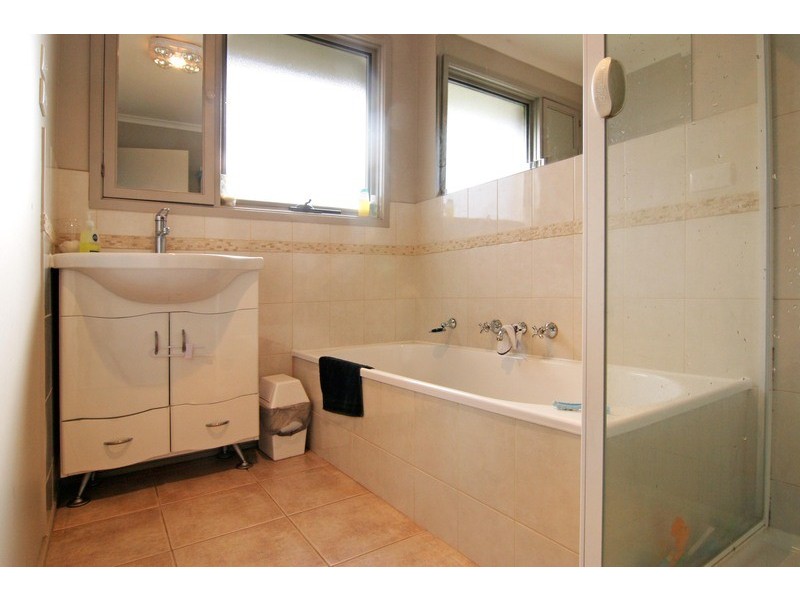 22 Kimberley Drive, Chirnside Park VIC 3116