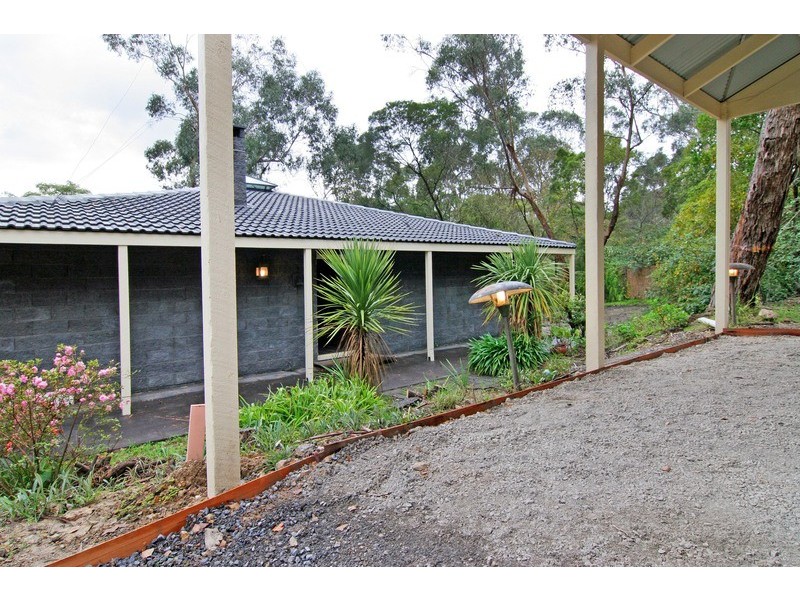 59 Pine Road, Mooroolbark VIC 3138