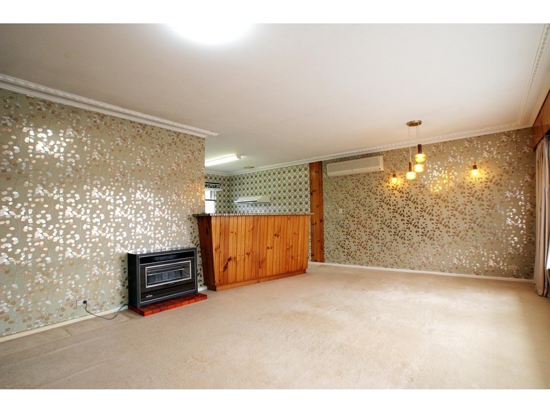 26 Sweetland Road, Mooroolbark VIC 3138