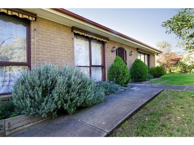60 Rolloway Rise, Chirnside Park VIC 3116