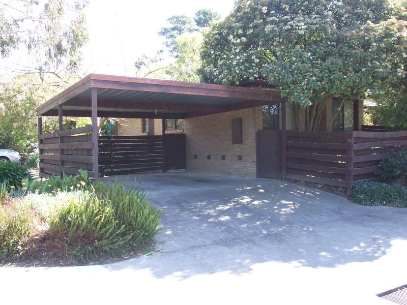 12/83A Lincoln Road, Croydon VIC 3136