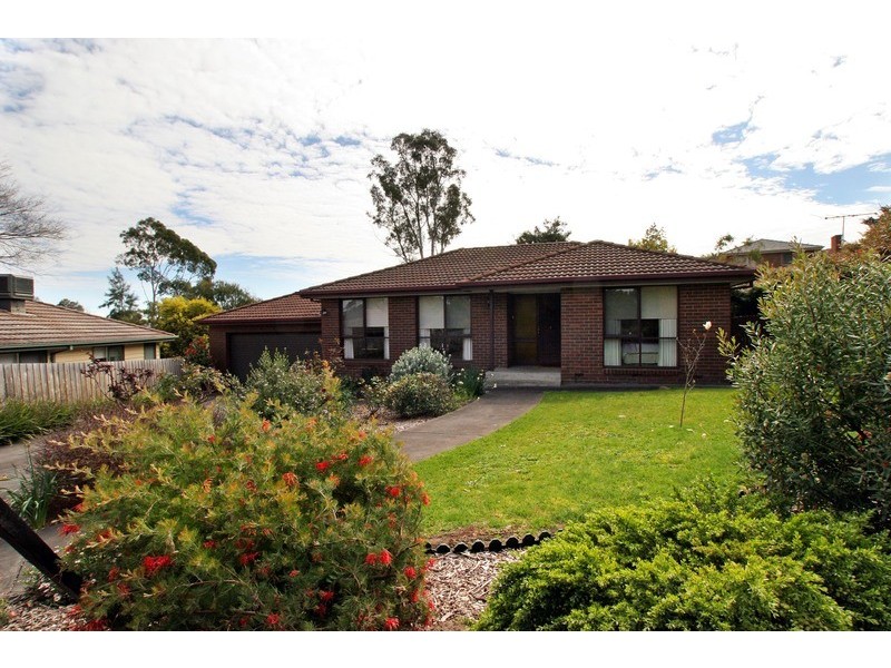 4 Heysen Court, Mooroolbark VIC 3138
