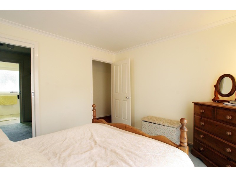 2/34-46 Patrick Avenue, Croydon North VIC 3136