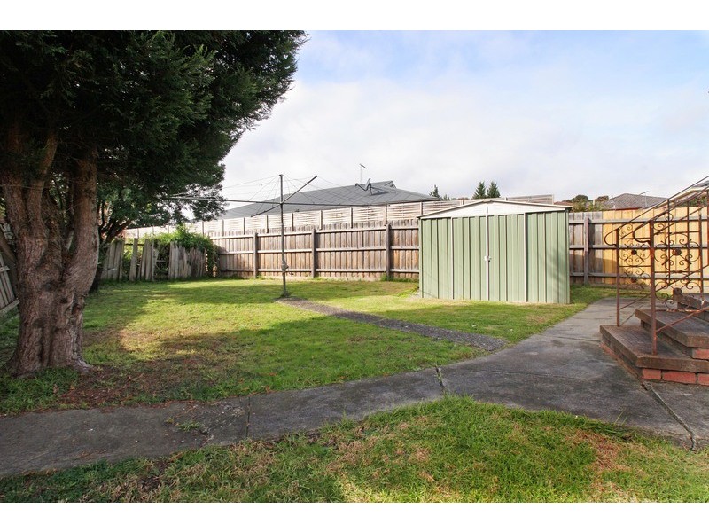 3/8 Churchill Road, Croydon VIC 3136