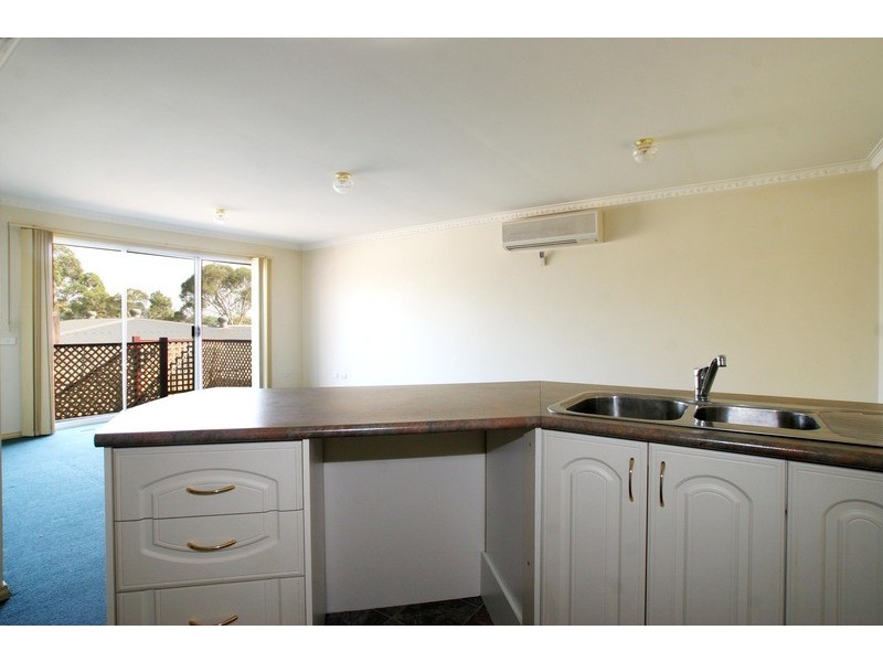 1/15 Cambridge Road, Mooroolbark VIC 3138