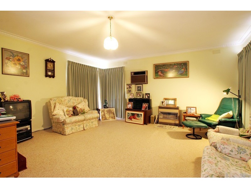 11 Old Kent Road, Mooroolbark VIC 3138