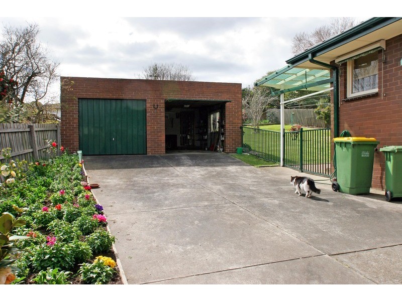 11 Old Kent Road, Mooroolbark VIC 3138