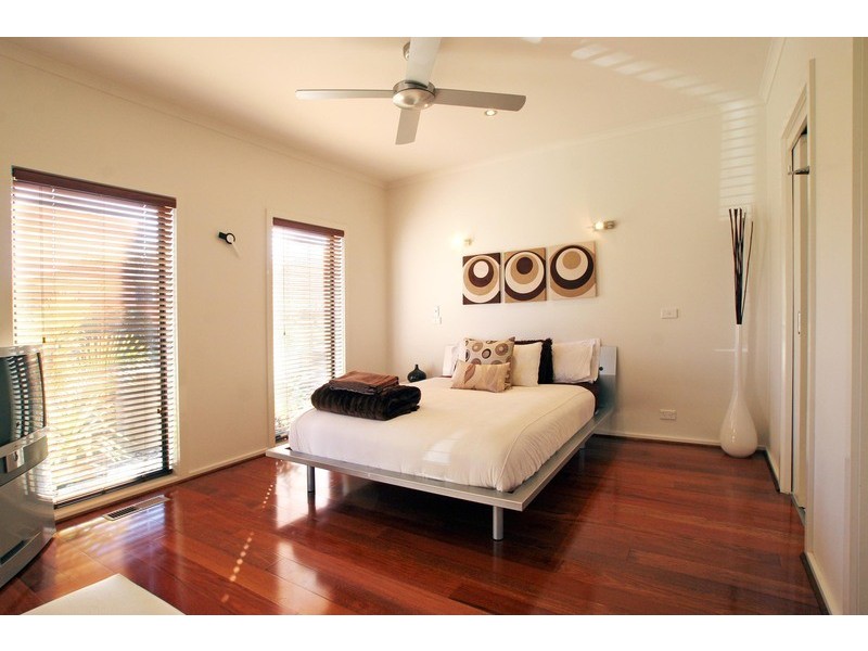 42 Sweetland Road, Mooroolbark VIC 3138