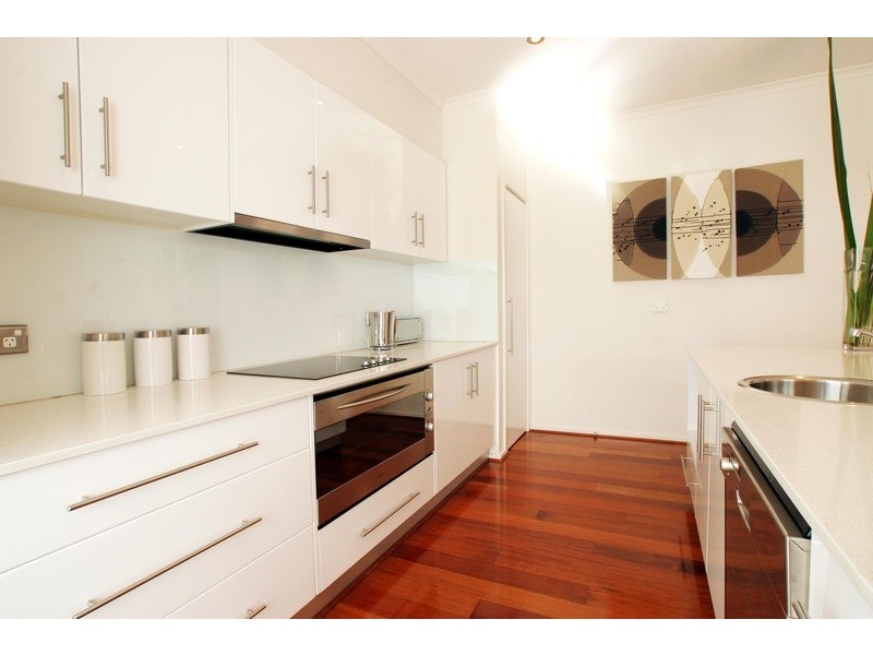 42 Sweetland Road, Mooroolbark VIC 3138