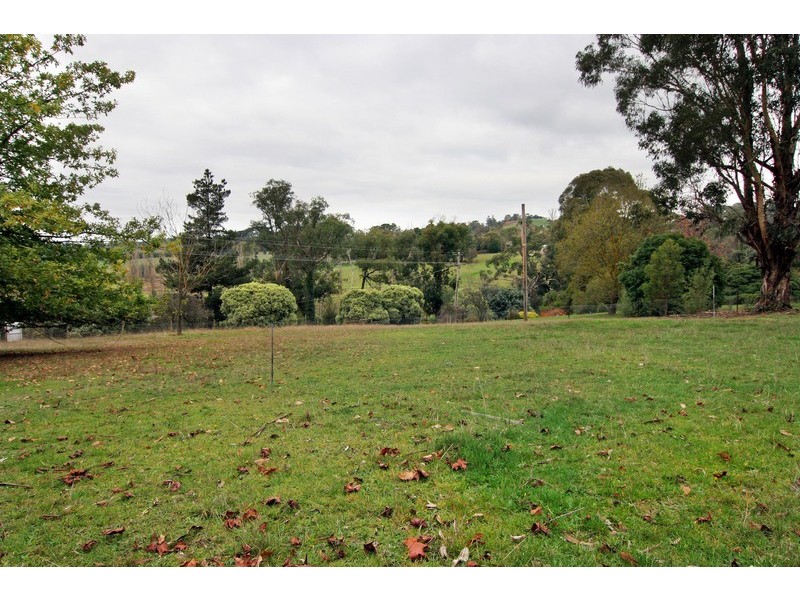 85 Walker Road, Seville VIC 3139