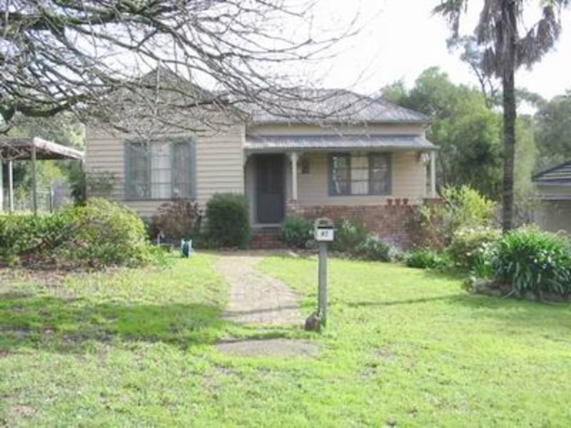 41 Trevallyn Close, Montrose VIC 3765