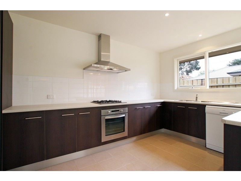 15 Jesmond Road, Croydon VIC 3136