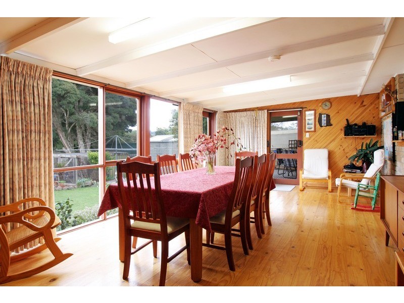 119 Esther Crescent, Mooroolbark VIC 3138