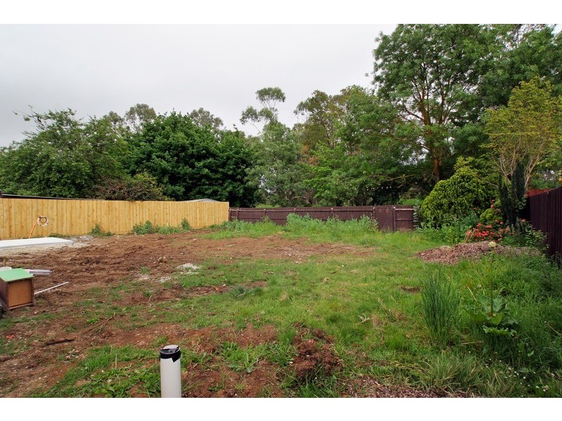 2 / 111 Carronvale Road, Mooroolbark VIC 3138