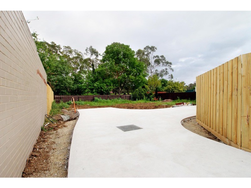 2 / 111 Carronvale Road, Mooroolbark VIC 3138