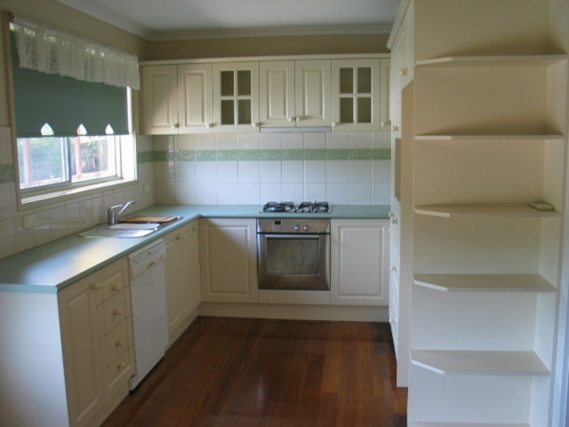 6 Orrong Crescent, Mooroolbark VIC 3138