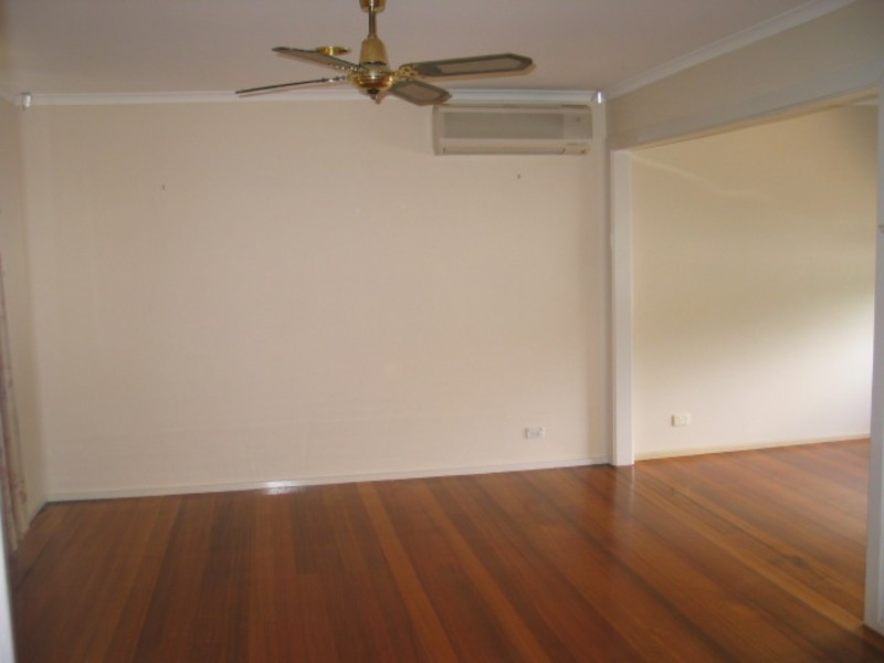 6 Orrong Crescent, Mooroolbark VIC 3138